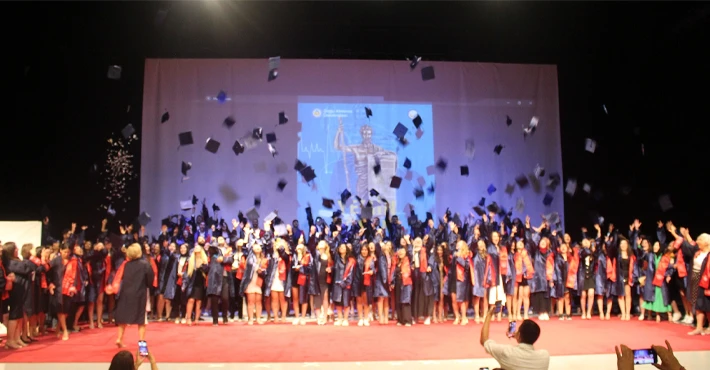 DAÜ Sağlık Bilimleri Fakültesi Bahar Dönemi mezunları için Mesleki Yemin töreni düzenlendi