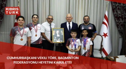 Cumhurbaşkanı Vekili Töre, Badminton Federasyonu heyetini kabul etti